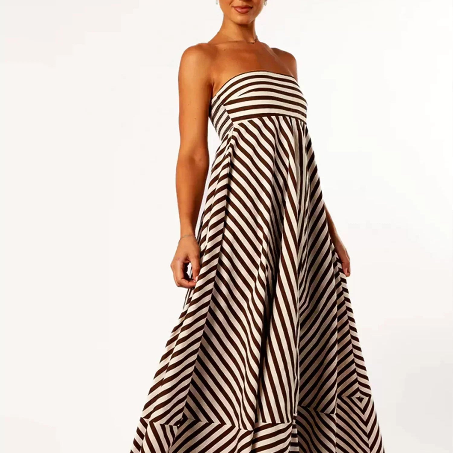 Candace - Elegant Flowy Strapless Maxi Dress